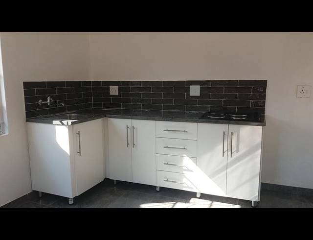 1 BEDROOM PROPERTY TO RENT IN MOKOPANE CENTRAL